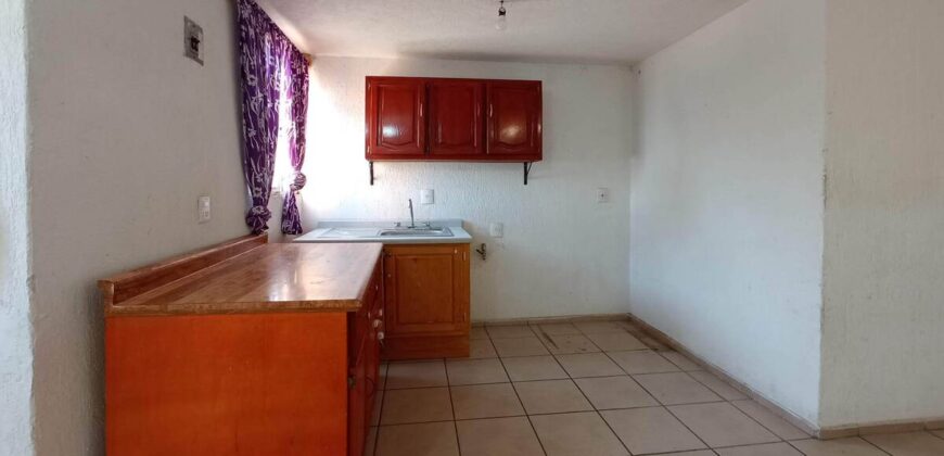 Zona del Miravalle-Gomez Farias Vendo casa duplex