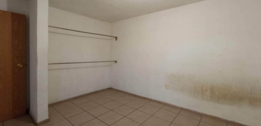 Zona del Miravalle-Gomez Farias Vendo casa duplex