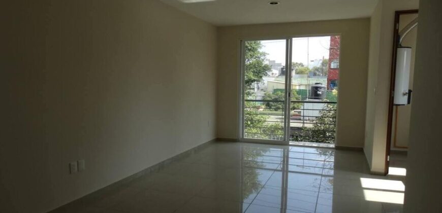 Departamento exterior, metro Nativitas, Cdmx