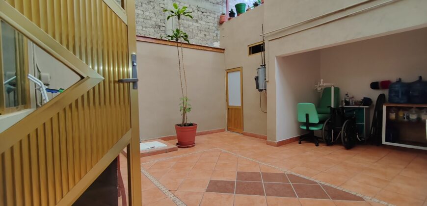 Casa sola en Col. La Pradera CDMX