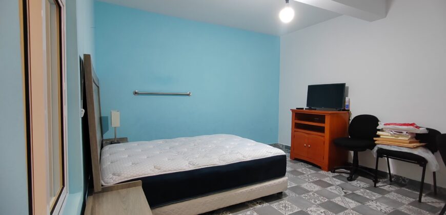 Casa sola en Col. La Pradera CDMX