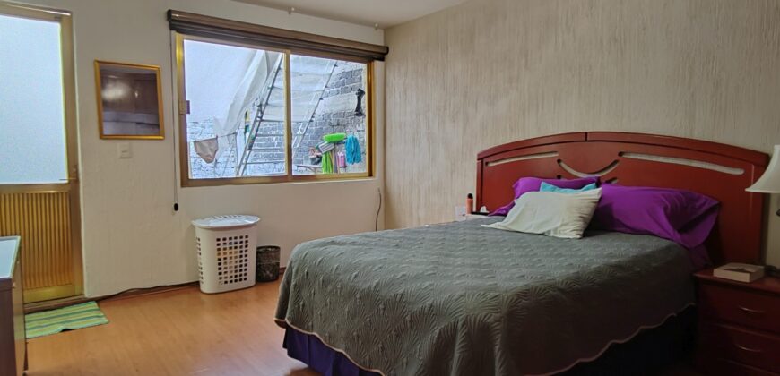 Casa sola en Col. La Pradera CDMX