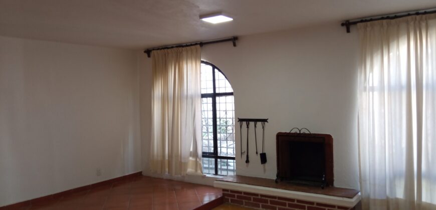 Casa de un nivel en Villa Quietud Coyoacán CDMX