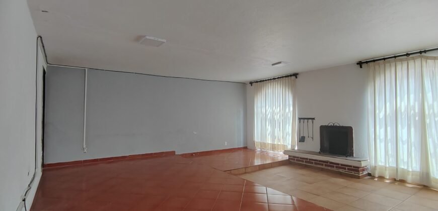 Casa de un nivel en Villa Quietud Coyoacán CDMX