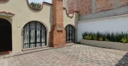 Casa de un nivel en Villa Quietud Coyoacán CDMX