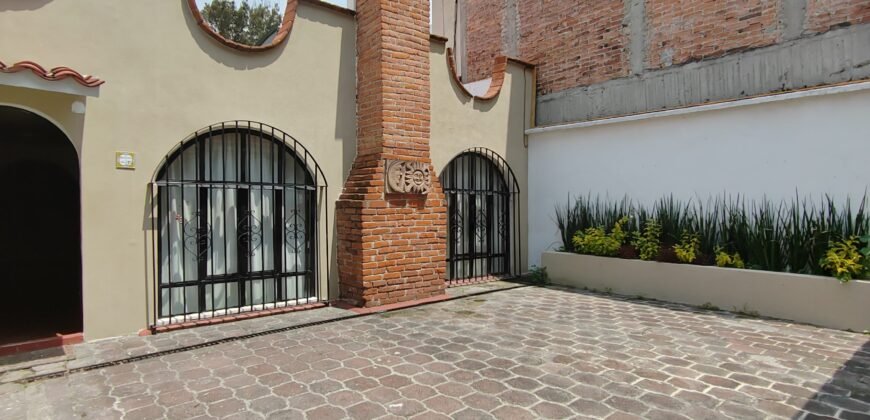 Casa de un nivel en Villa Quietud Coyoacán CDMX